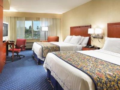 Hotel Courtyard By Marriott Resort/convention Center 3*